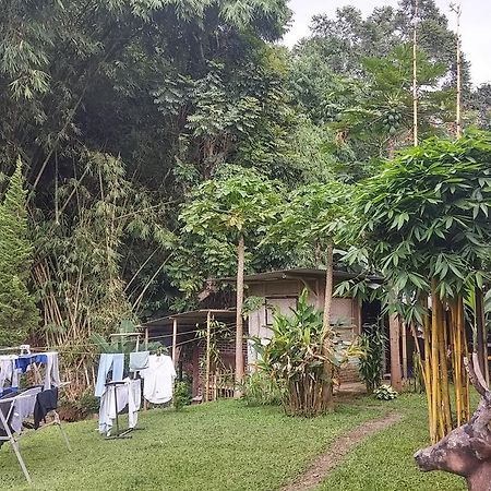 Homestay Triniti Lembang Exteriér fotografie