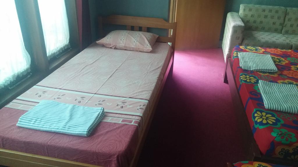 Homestay Triniti Lembang Exteriér fotografie