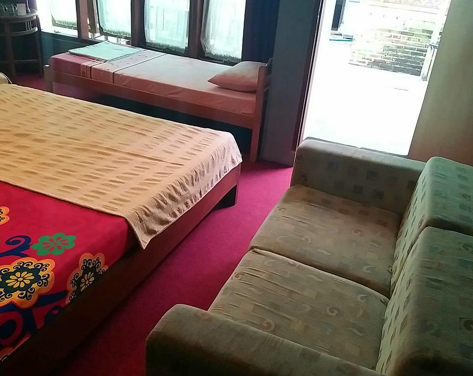 Homestay Triniti Lembang Exteriér fotografie