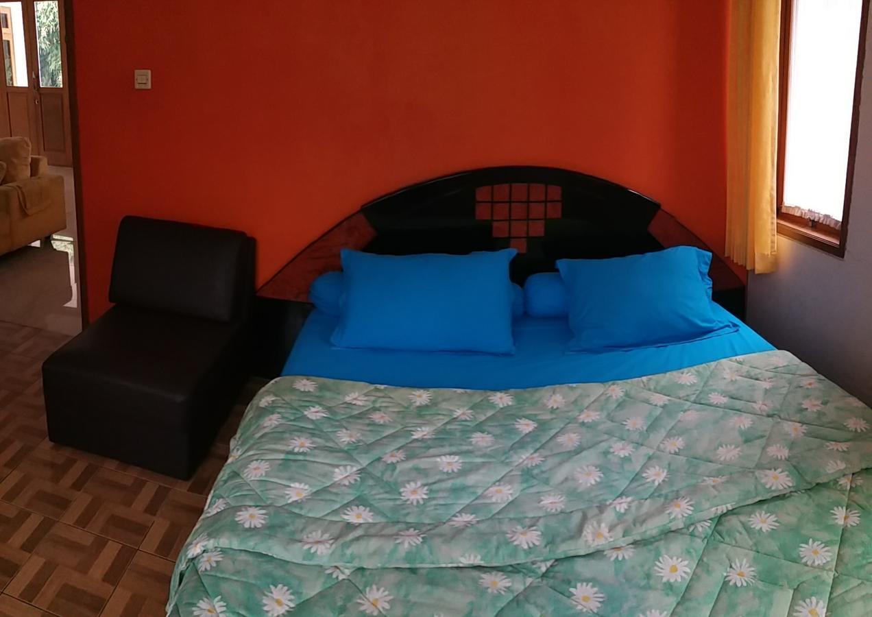 Homestay Triniti Lembang Exteriér fotografie
