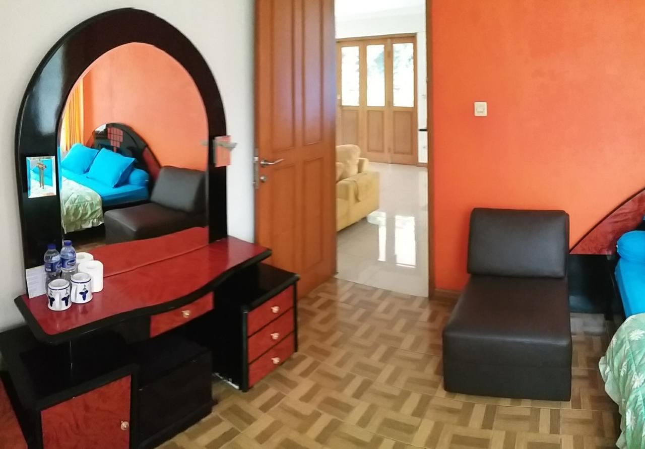 Homestay Triniti Lembang Exteriér fotografie