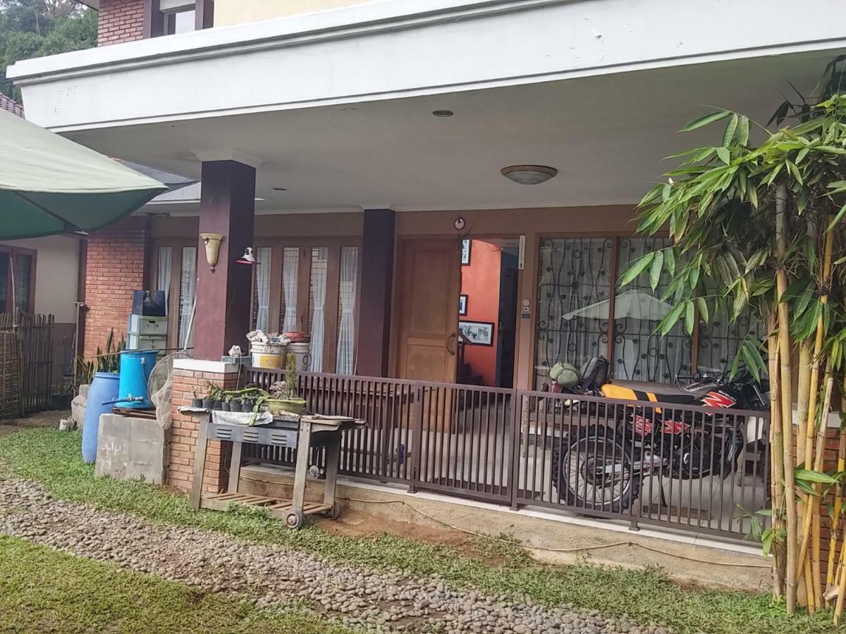 Homestay Triniti Lembang Exteriér fotografie